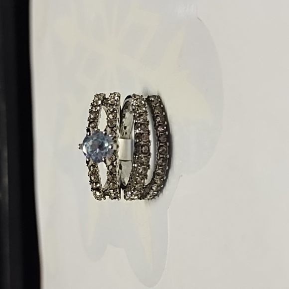 Wedding Engagement Promise Ring Set - Picture 9 of 9